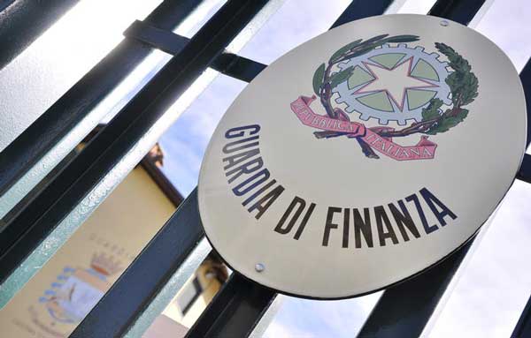 Società sottrae 7,5 milioni all'erario, tre denunciati nel cosentino