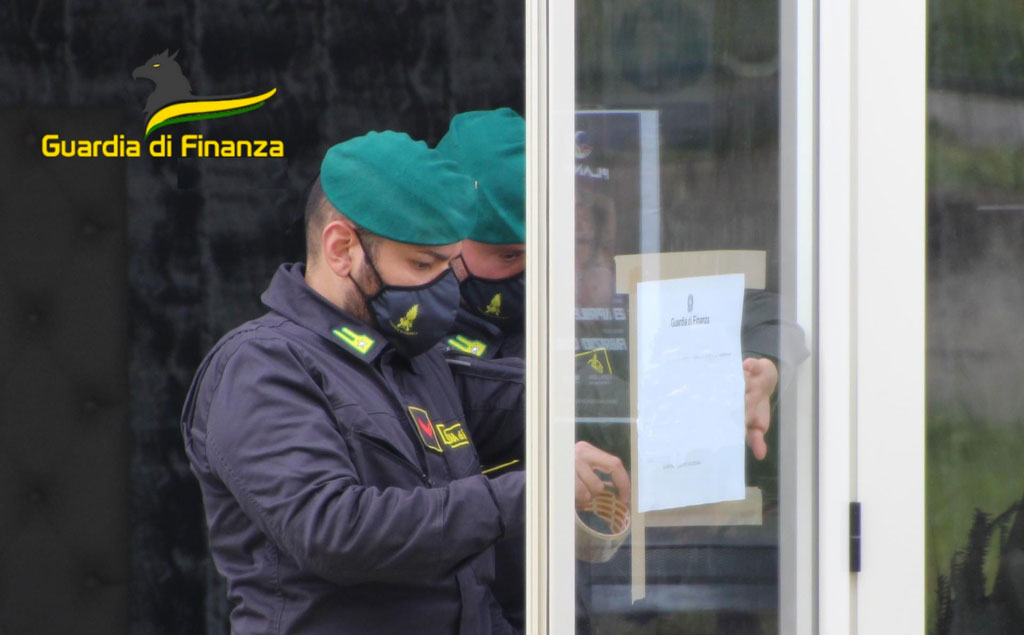 Usura, Gdf Catanzaro sequestra 255.000 euro a ex dipendente dell’Asp