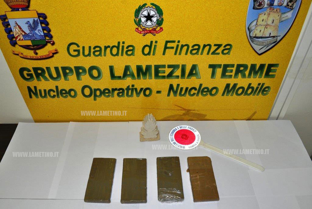 finanza_eroina1_040915.jpg