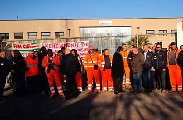 Sirti, licenziamenti in vista anche a Feroleto Antico: i sindacati annunciano scioperi e mobilitazione