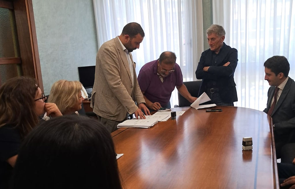 firma-convenzione_b003b.jpg