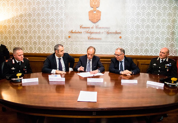 Camera di commercio Catanzaro sottoscrive protocollo di intesa per trasparenza e legalità in materia ambientale