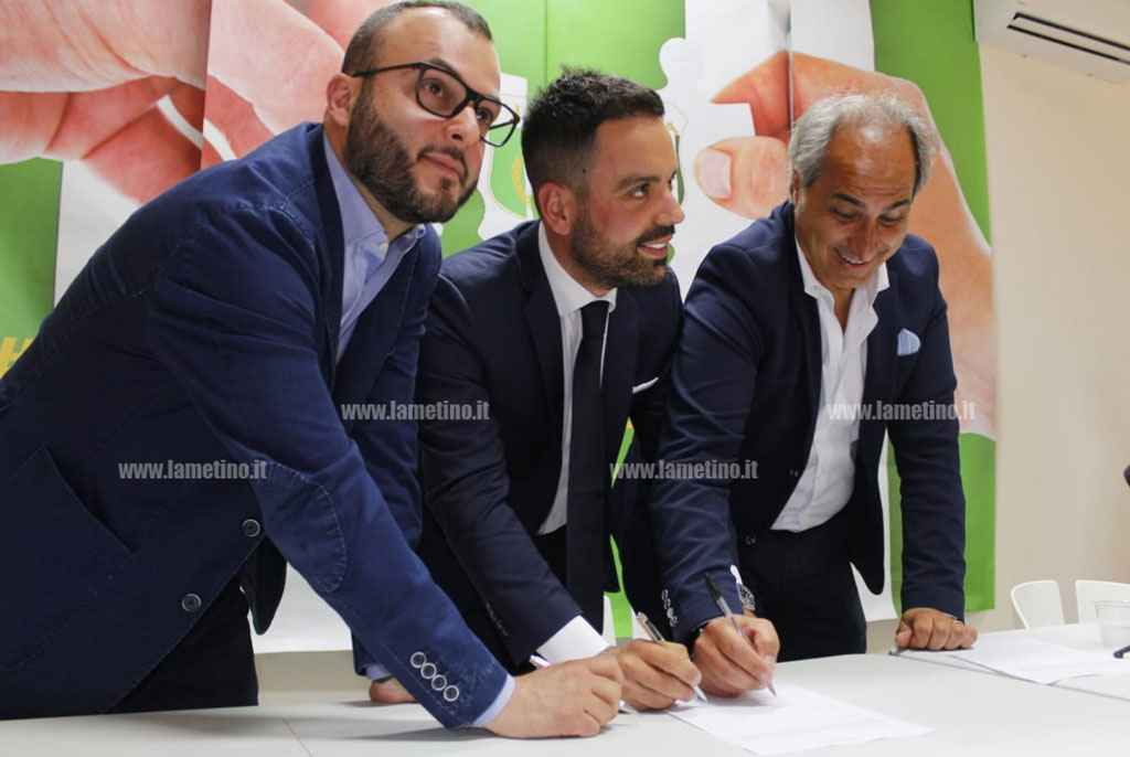firma-unione-vigor-lamezia-20202.jpg