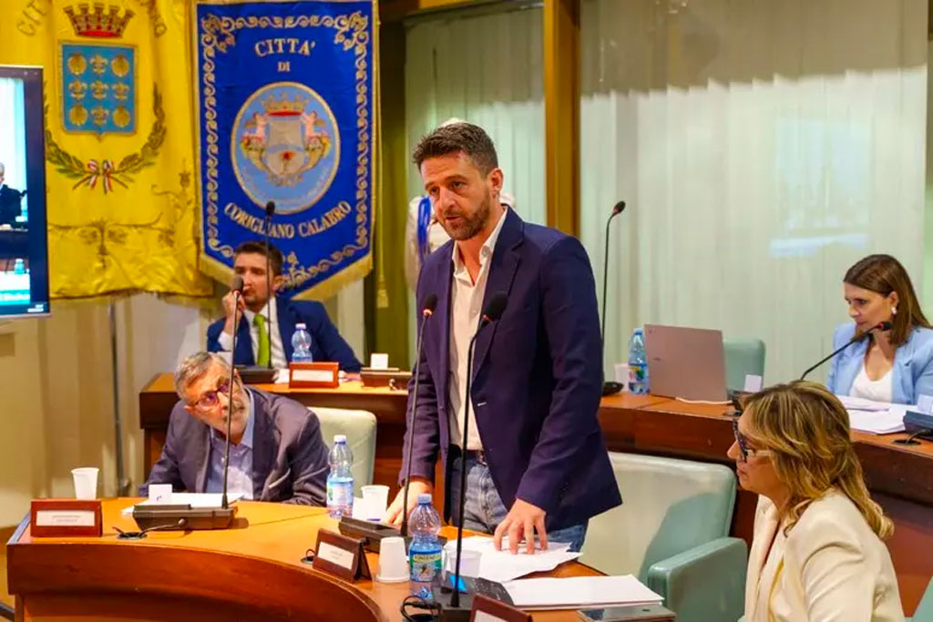 Minacce a sindaco di Corigliano Rossano, disposta la tutela