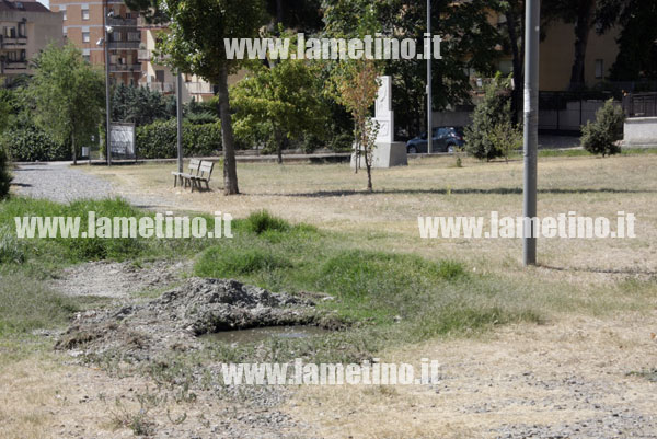 fogna-parco-mastroianni-agosto-2014.jpg