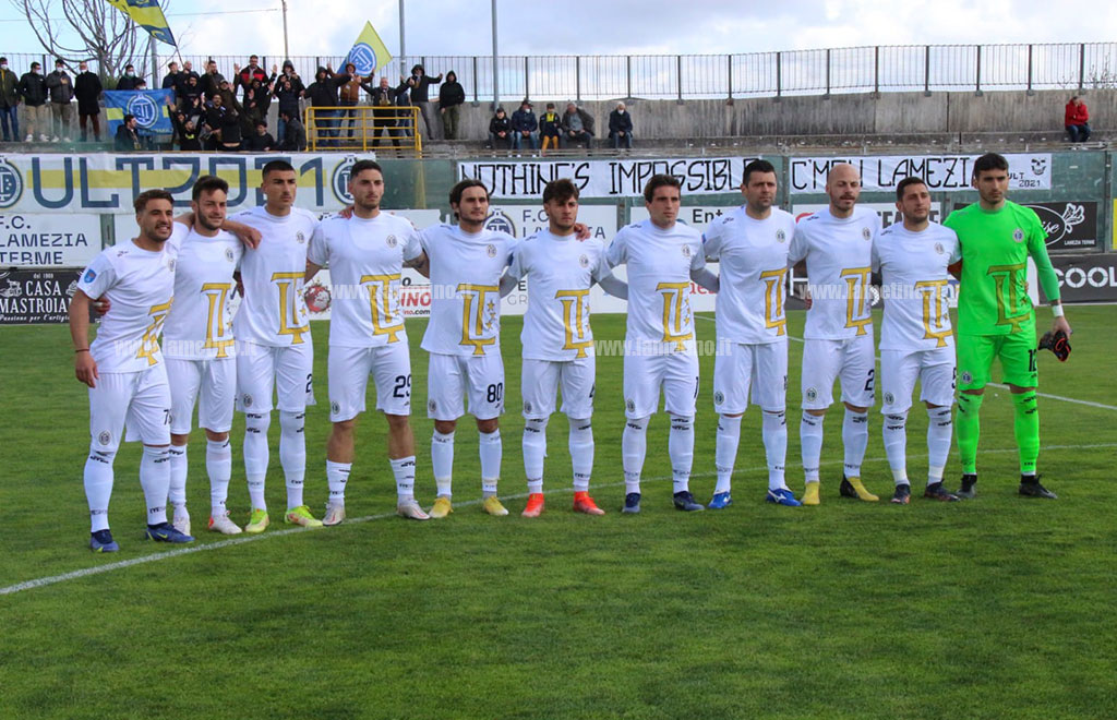 Turno pre-pasquale in serie D. Fc Lamezia di scena a Cava de Tirreni