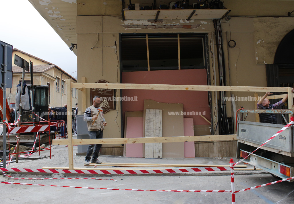 Intimidazione a negozio via Piave, Pax Christi: tre giorni di rifornimento pane per aiutare simbolicamente i titolari