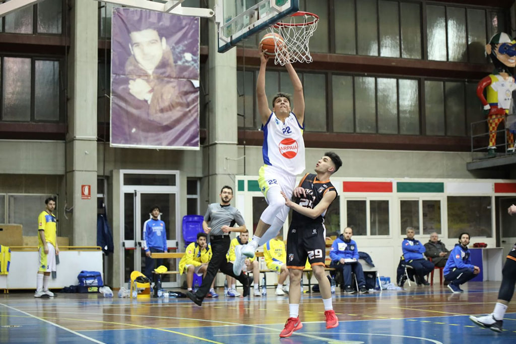 Basketball Lamezia consolida il primato: allo Sparti vince 96-69 contro Scuola Bk Viola