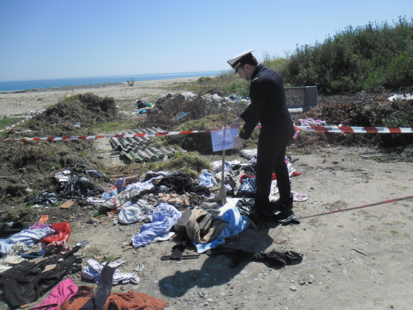 Calabria: Sequestrata discarica abusiva a foce torrente Cino