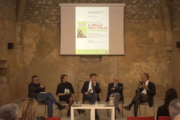 Maarten van Aalderen a Cosenza presenta “Il Bello dell’Italia” 