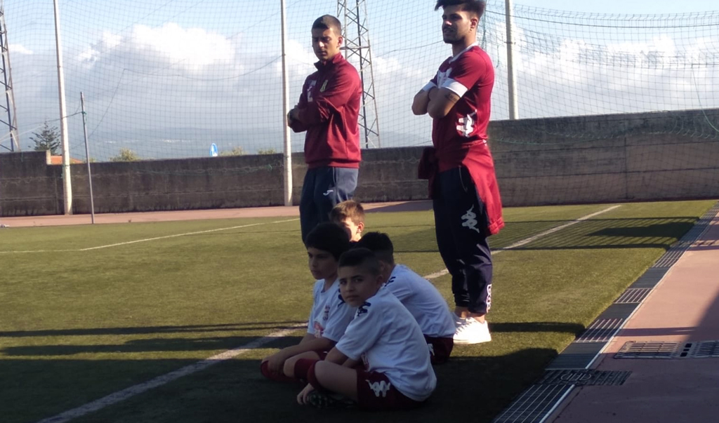 Francesco Chiaravalle istruttore della Polisportiva Lamezia in un Camp del Torino Fc