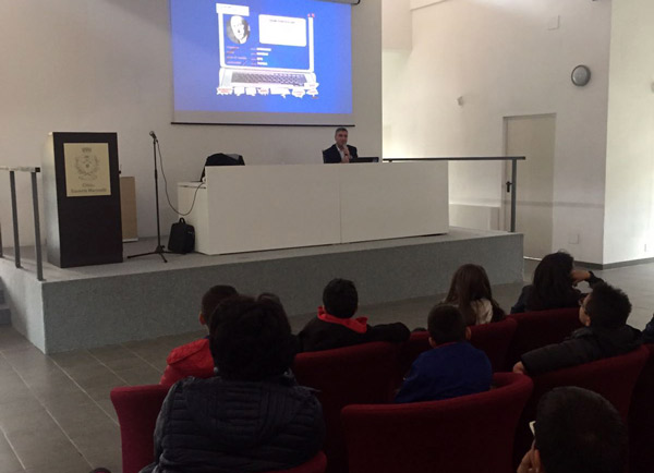 “L’Europa a Scuola”: incontro per le scuole primarie organizzato dal Comune di Soveria Mannelli e da Europe Direct