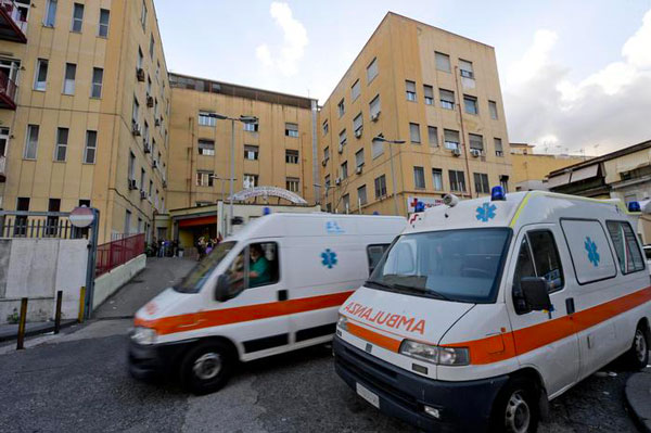 Autista 118 aggredito a Crotone durante intervento soccorso 