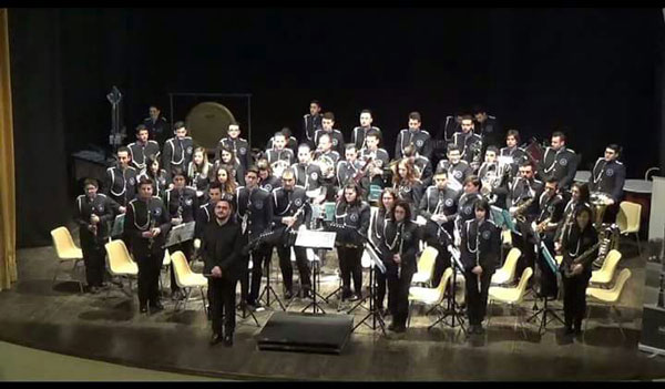 Il 28 maggio Concerto del Maestro Casani con la Banda musicale di Falerna