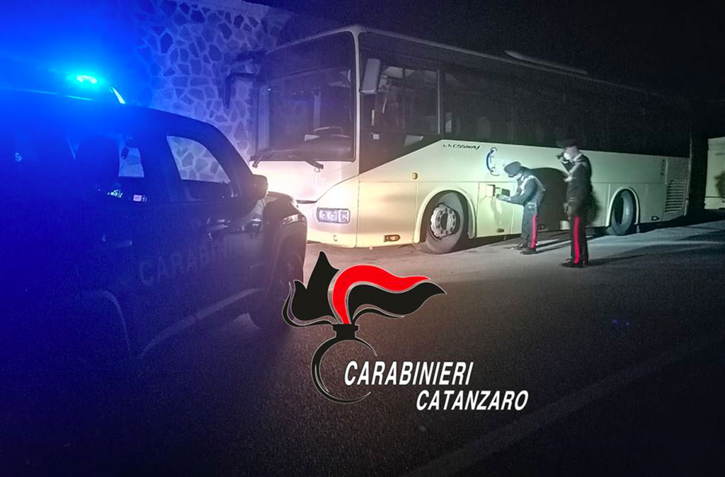 Asportava carburante da bus delle “Ferrovie della Calabria”, arrestato 37enne a Sersale