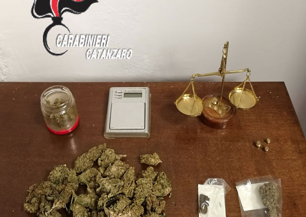 Controlli antidroga a Catanzaro, un arresto 