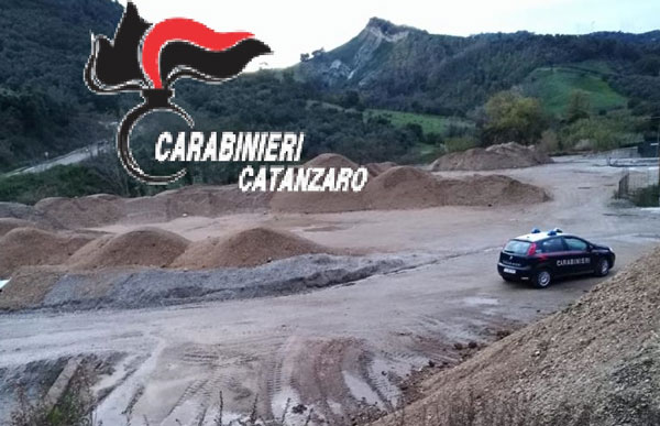 Abusivismo edilizio, sequestrati 20mila mq di terreno nel catanzarese