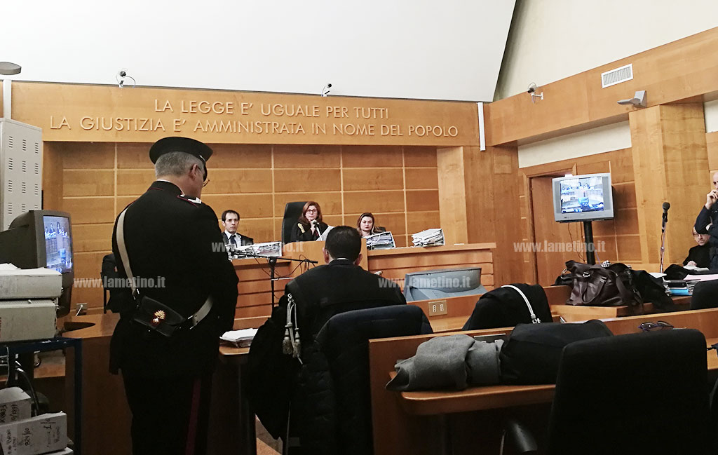 Processo Chimera: atti intimidatori contro negozi, la testimonianza di due commercianti