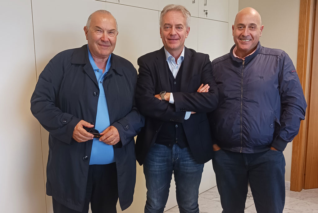 foto-con-gallo_f8ab0.jpg