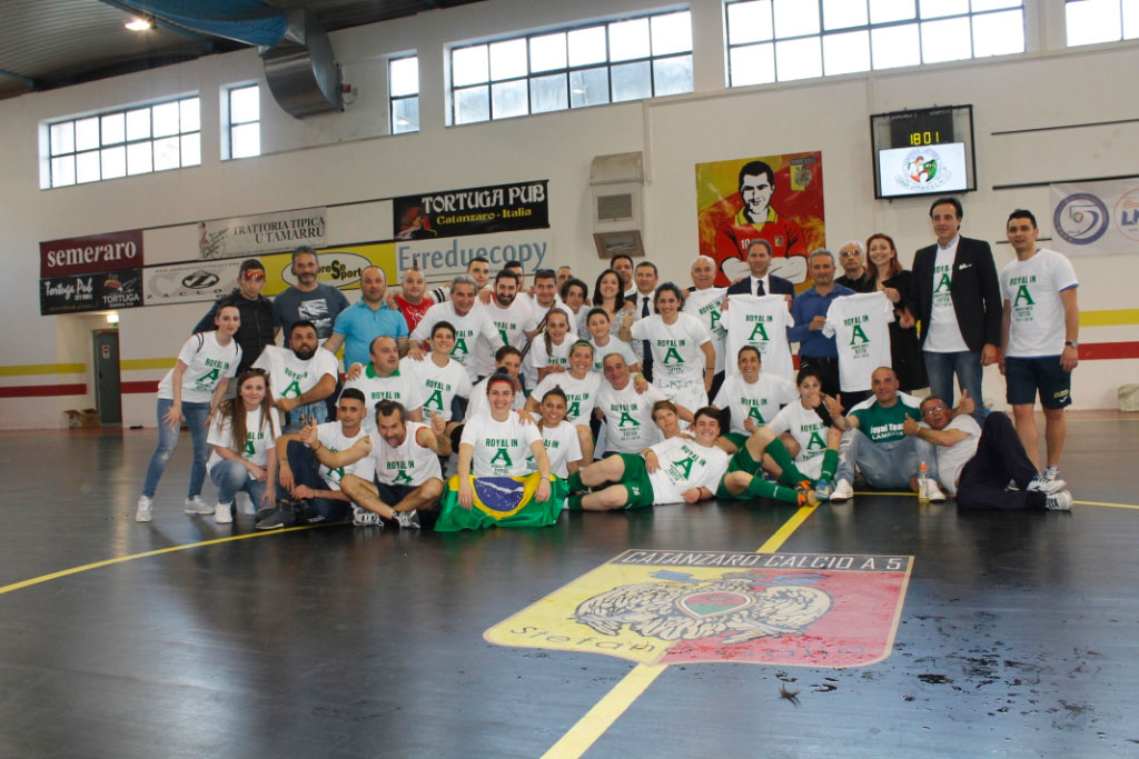 foto-di-gruppo-finale.jpg