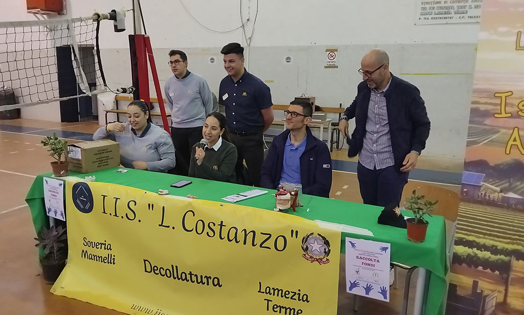 foto-donazione-Fondazione-Mc-Donald_b6873.jpg