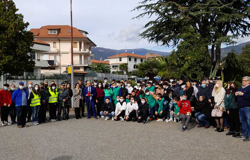 Lamezia, celebrata la Festa dell'Albero all'Istituto di Istruzione Superiore “Luigi Costanzo”
