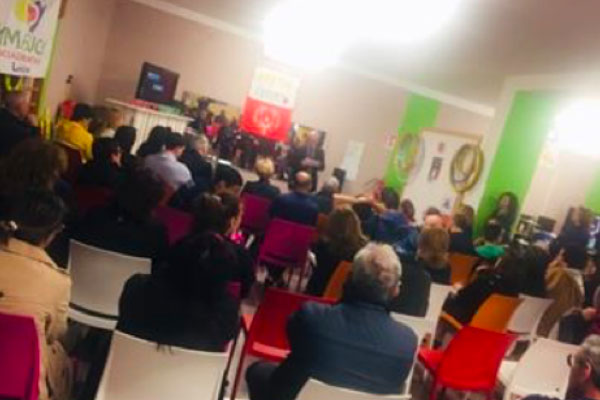 Lamezia, una targa in memoria dell'insegnante Luciana Buono dell’istituto "Nicotera-Costabile" al center Lucky Friends