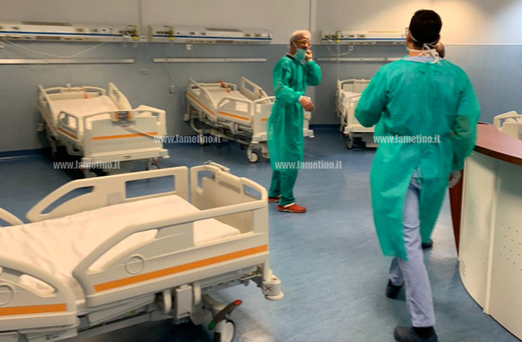 foto-medici-ospedale-2020022.jpg