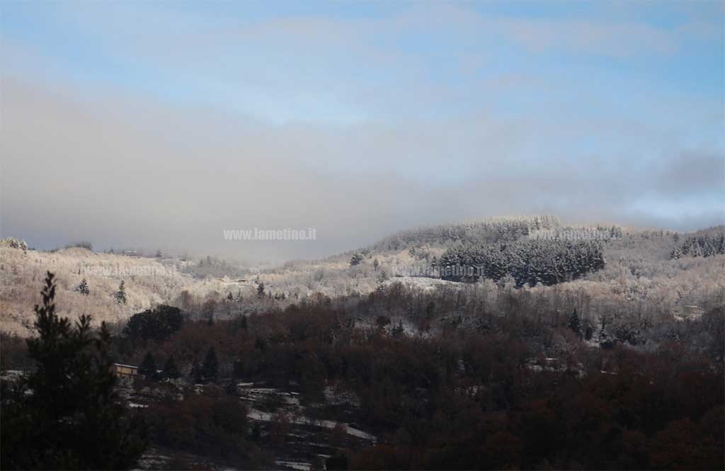 foto-montagne-innevate-lamezia-2019.jpg