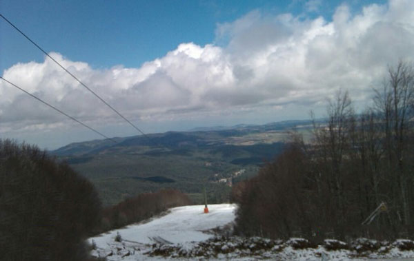 “Spring storm”, neve di primavera in Sila