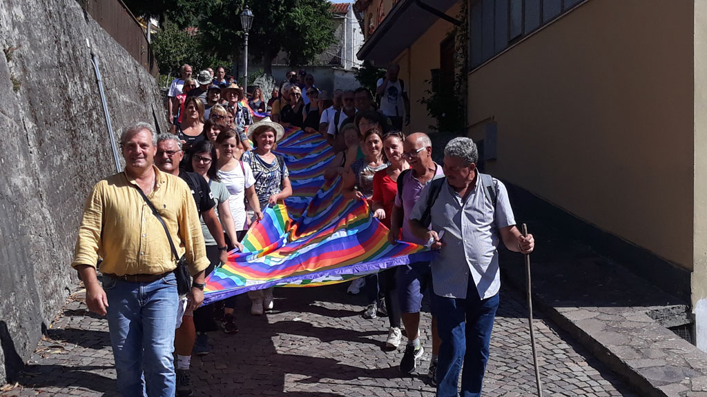 Cammino "Sulle orme dei padri" dalla Cattedrale di Lamezia a Conflenti, oltre cento i partecipanti 