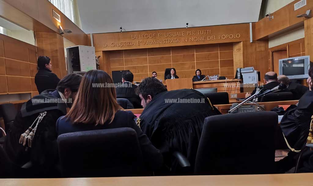Processo “Dioniso” a Lamezia, in aula maresciallo dei carabinieri: "Vendevano le dosi in cannucce di plastica"