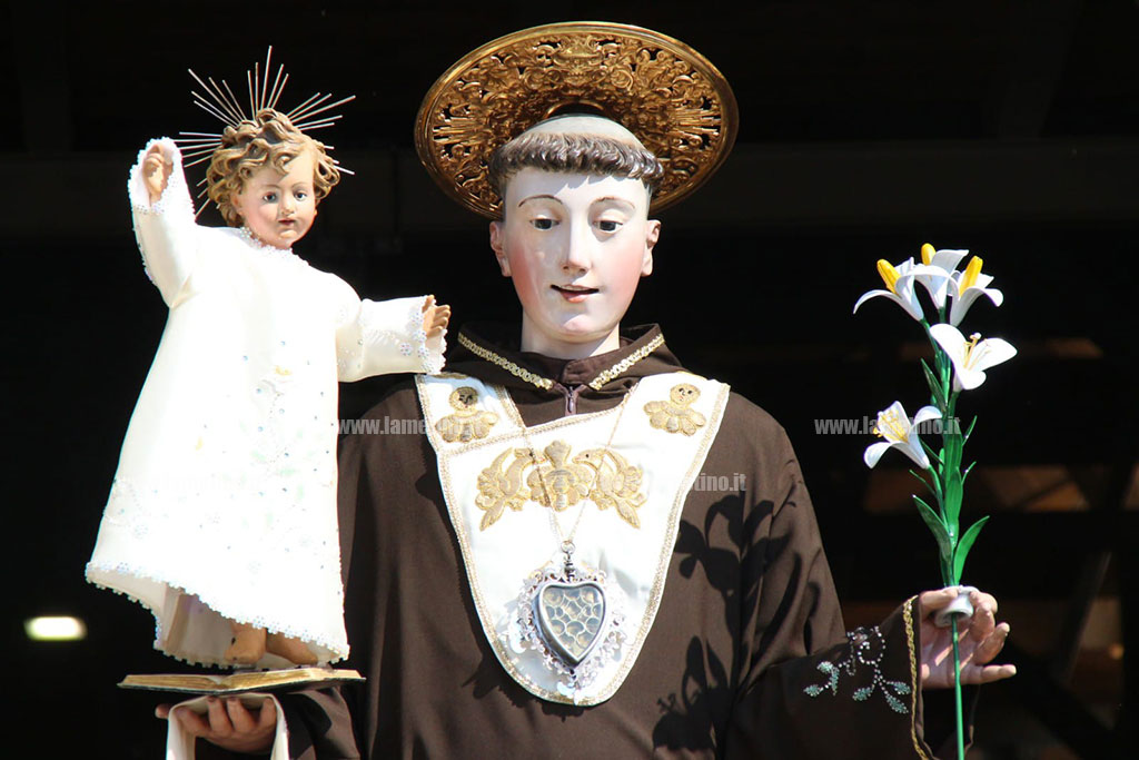foto-santantonio-statua_eef75.jpg