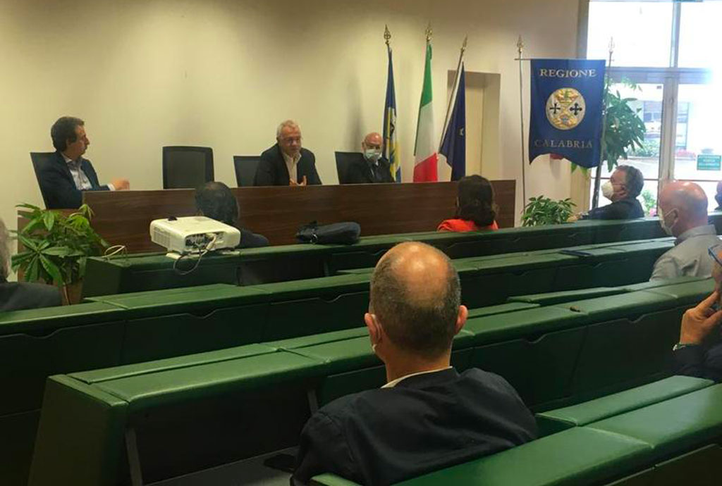 Contenimento covid-19 negli ambienti di lavoro, assessore Talarico incontra sindacati