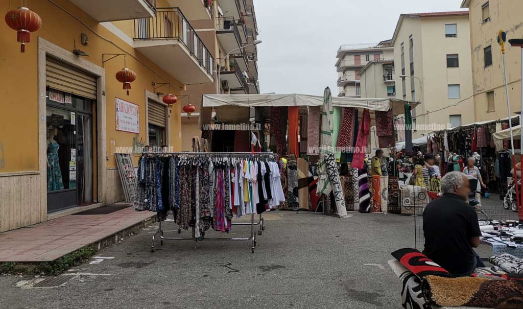 Lamezia, tre donne sorprese a rubare aggrediscono commessa: denunciate