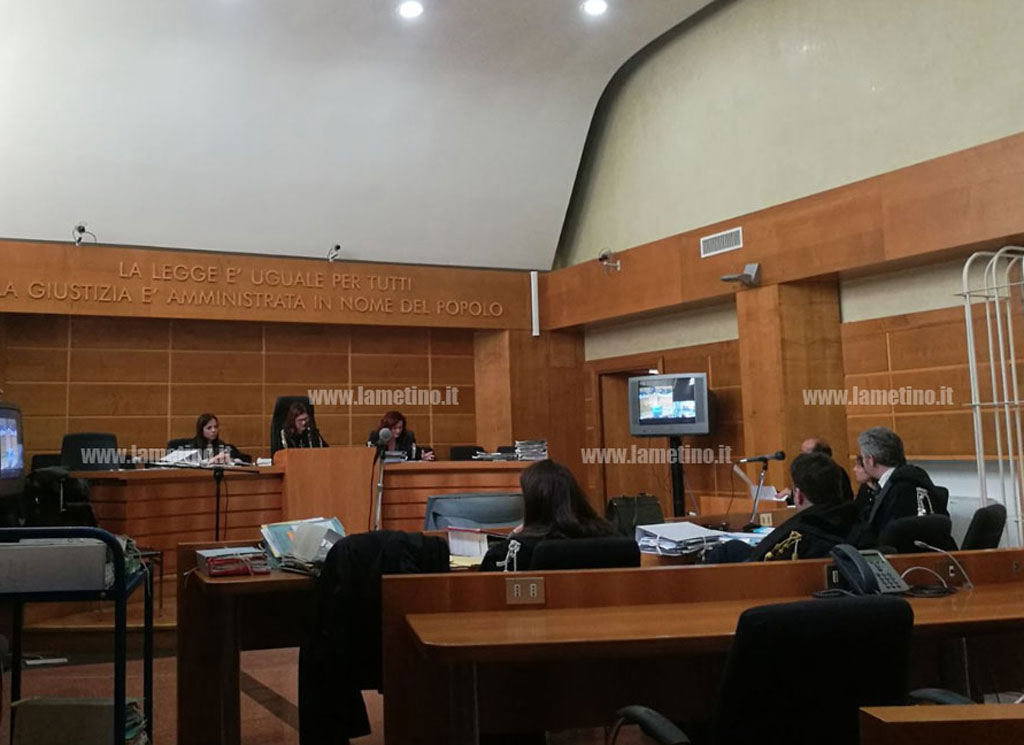 Lamezia, processo pestato e costretto a truffa: in aula la testimonianza di uno degli imputati
