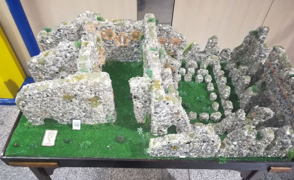 Lamezia, all'aeroporto plastico in pietra dell'Abbazia di Corazzo per promozione beni culturali