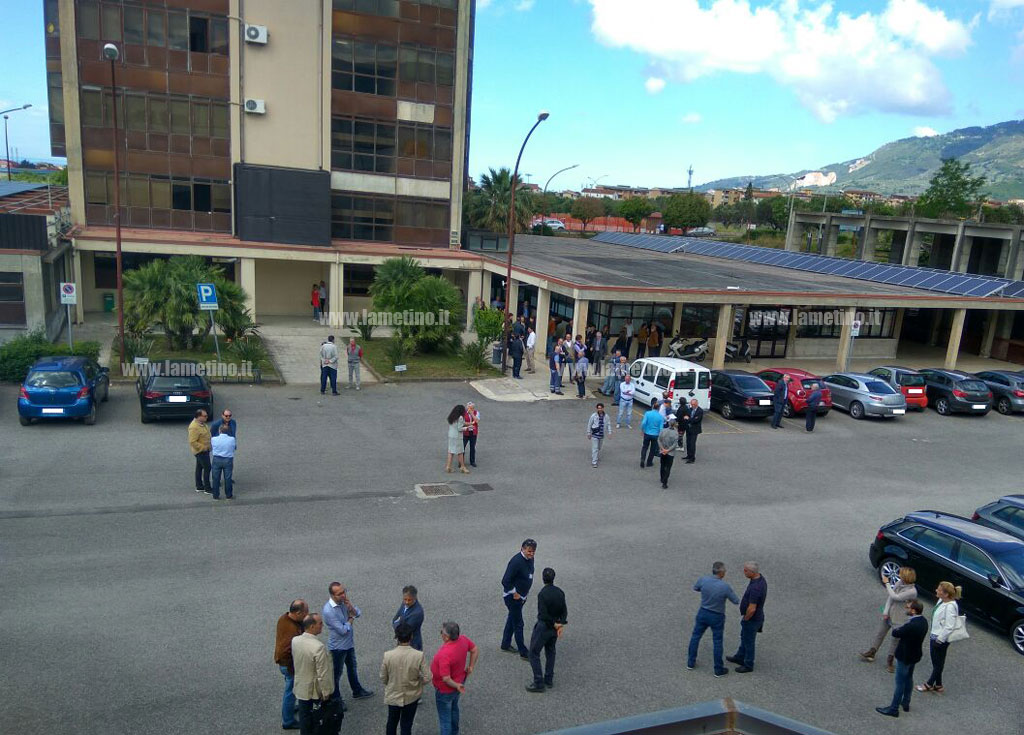Lamezia, dipendenti del comune in stato di agitazione