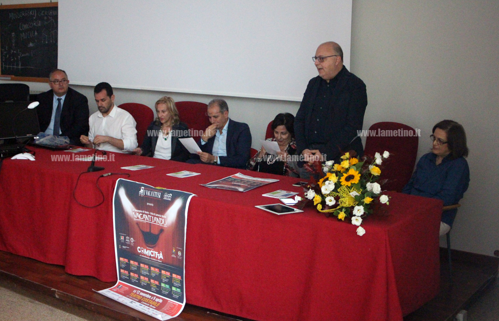 Lamezia, presentati laboratori teatrali gratuiti per la scuola media