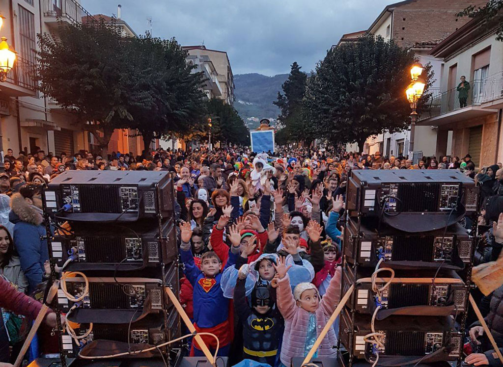 Lamezia, annullata sfilata di Carnevale per maltempo