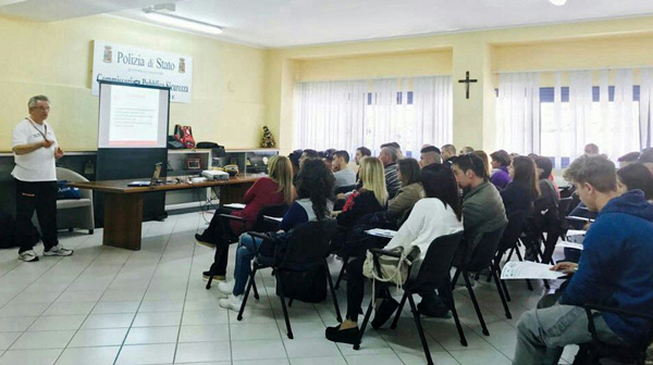 Lamezia, abilitazione all’uso del defibrillatore semiautomatico per 50 volontari A.N.P.S.