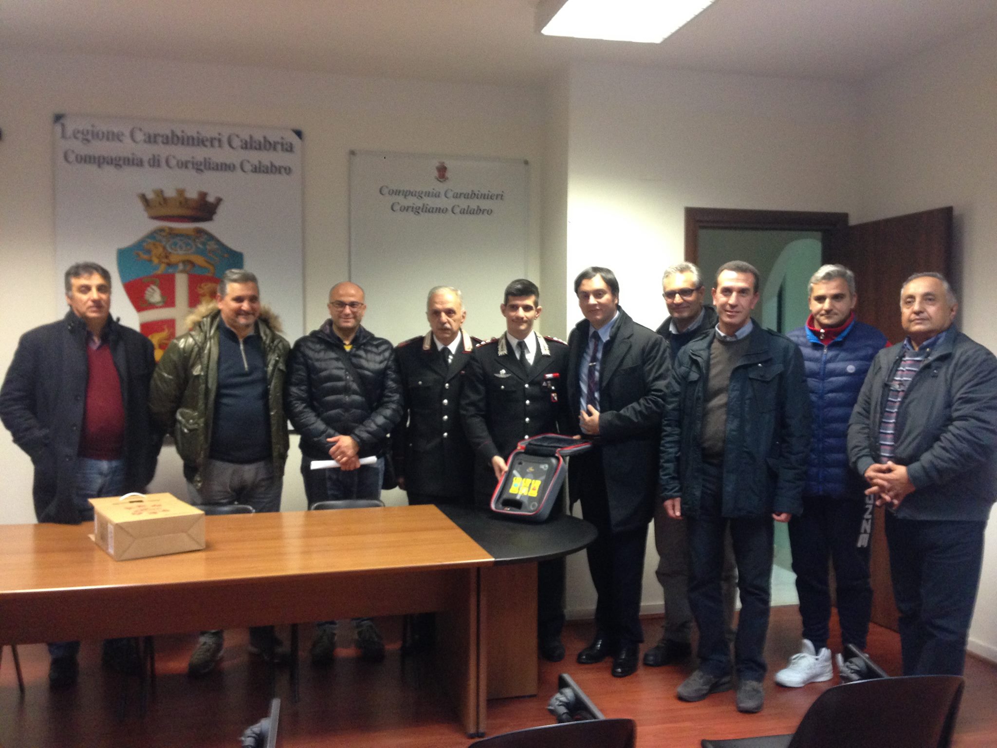 foto_consegna_defibrillatore.jpg