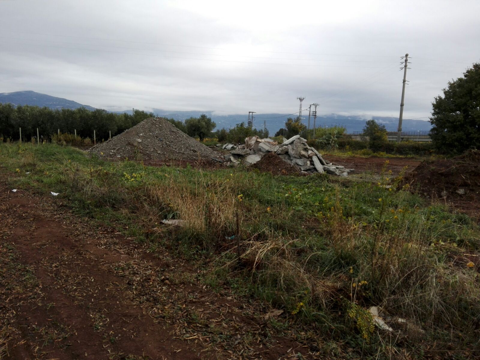Lamezia, Spatara (Azione identitaria): bene smantellamento container in località Pastorizia