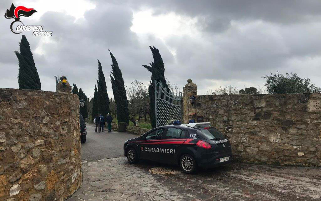 fotocrotone-carabinieri-2810.jpg