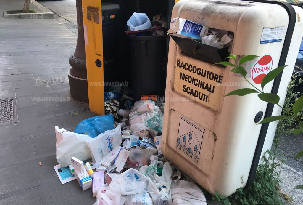 fotorifiuti.jpg