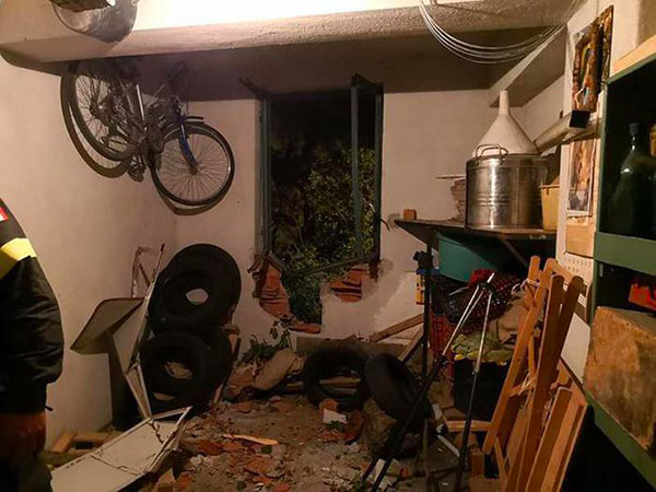 Frana nel cosentino, evacuate otto famiglie