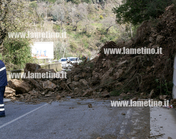 Lamezia: Frana Magolà, competenza è della Provincia ma incerti tempi riapertura