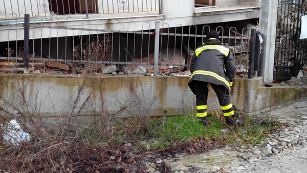 Maltempo: frane a Petilia Policastro, massima allerta