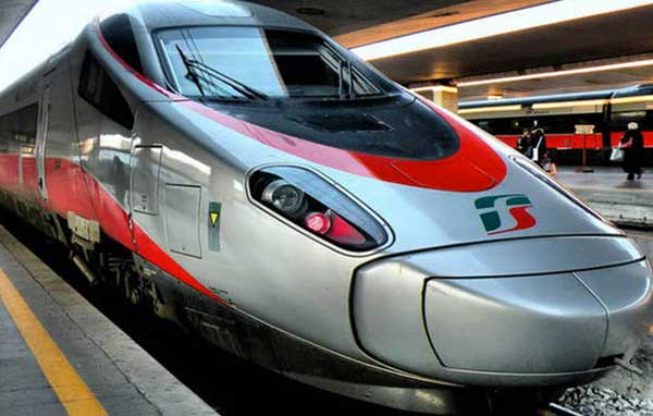 Codacons: "Aumento biglietti ferroviari penalizzano la Calabria"