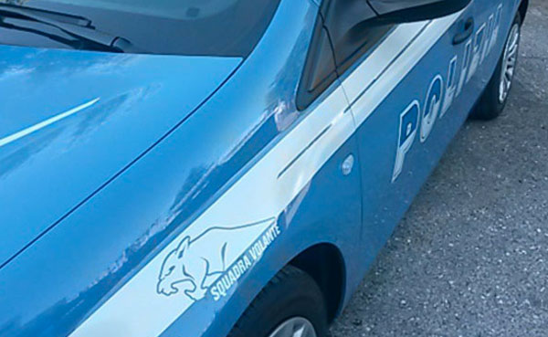 frontale-auto-polizia-11132017-154048_20658.jpg